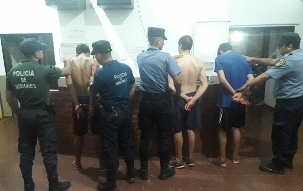 Posadas: detuvieron a 3 jóvenes y secuestraron un arma de fuego en el barrio San Onofre