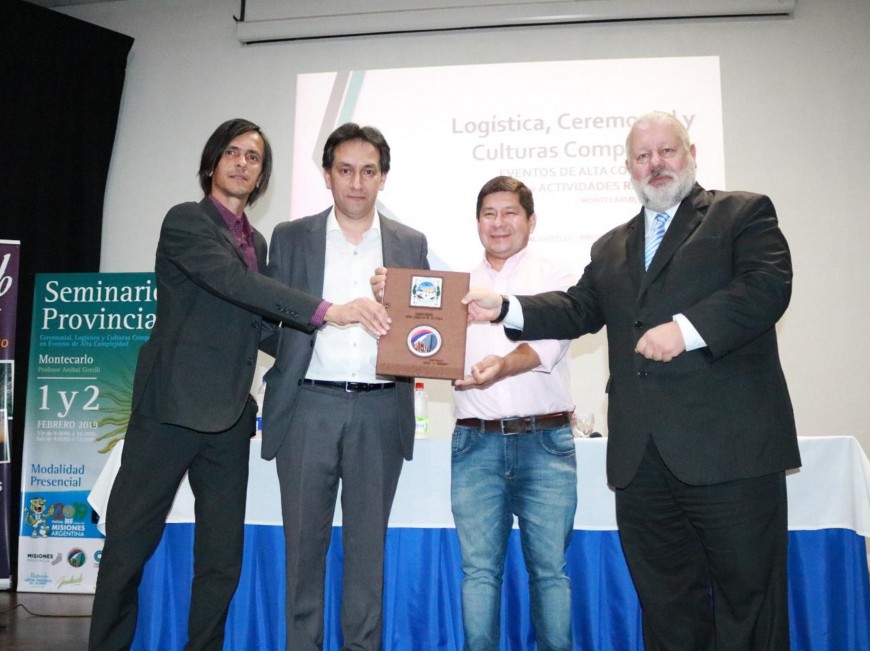 Montecarlo: capacitan al personal que trabajará en la logística del Mundial de Futsal 2019