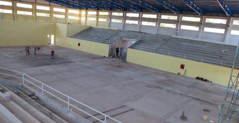 En Oberá ultiman detalles para inaugurar su nuevo polideportivo