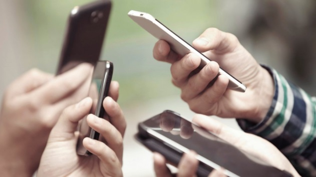 Tarifas de celulares vuelven a subir: más usuarios pasan del abono al prepago