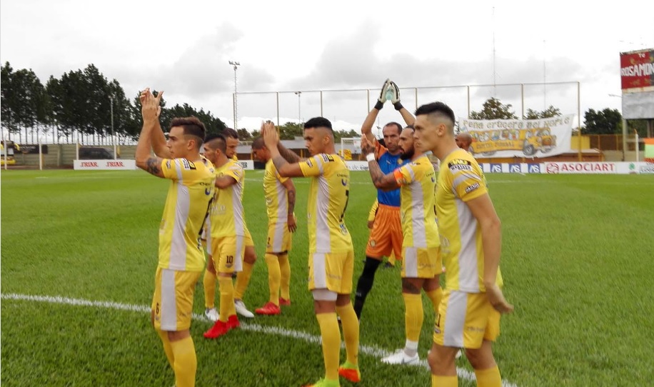 En un duelo clave por la clasificación, Crucero visitará el domingo a San Martín en Formosa