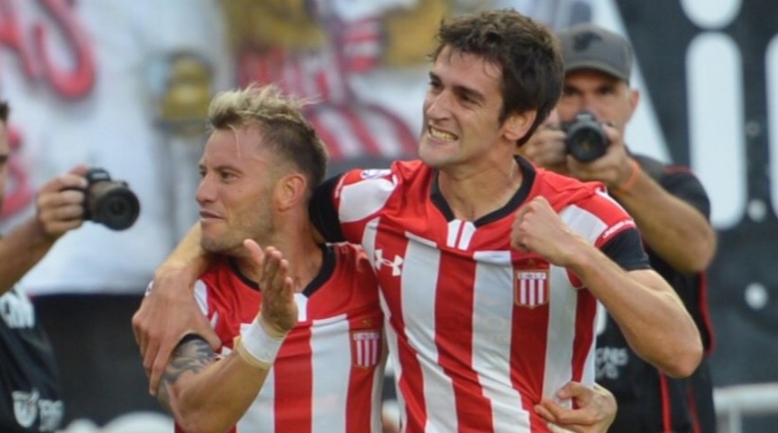 Superliga: Estudiantes derrotó a Gimnasia en el "Clásico" y se aleja de la zona baja