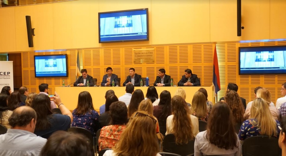 Legislatura: capacitaron en 