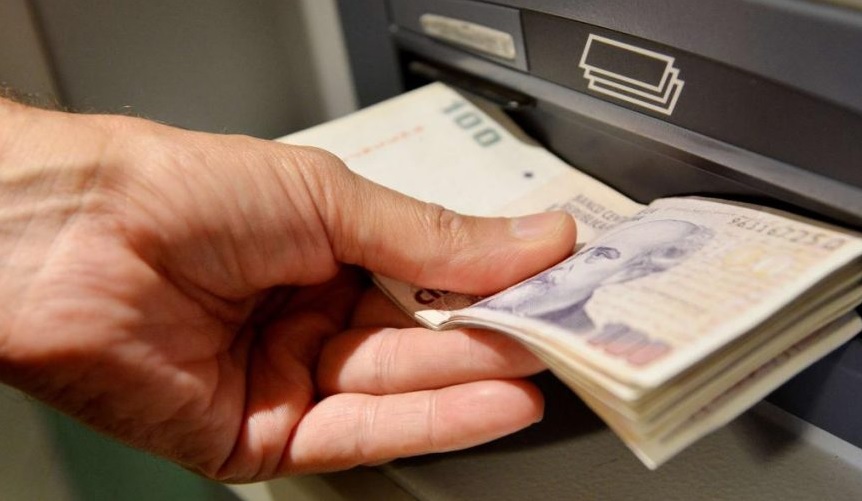 Hoy cobran los empleados de la Administración Pública provincial