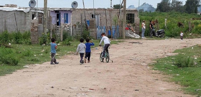 Preocupante: según el Indec, el 46,8% de los chicos menores de 14 años es pobre