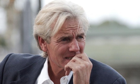 La salud de Sergio Denis: leve mejoría, pero continúa en estado crítico