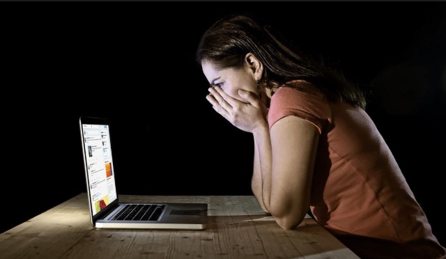 El acoso digital a mujeres creció un 300%