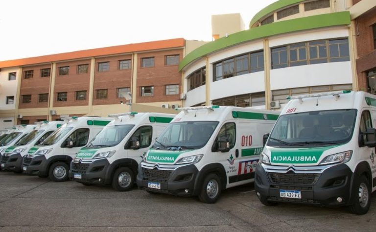 Passalacqua entregó diez nuevas ambulancias para hospitales de cinco municipios