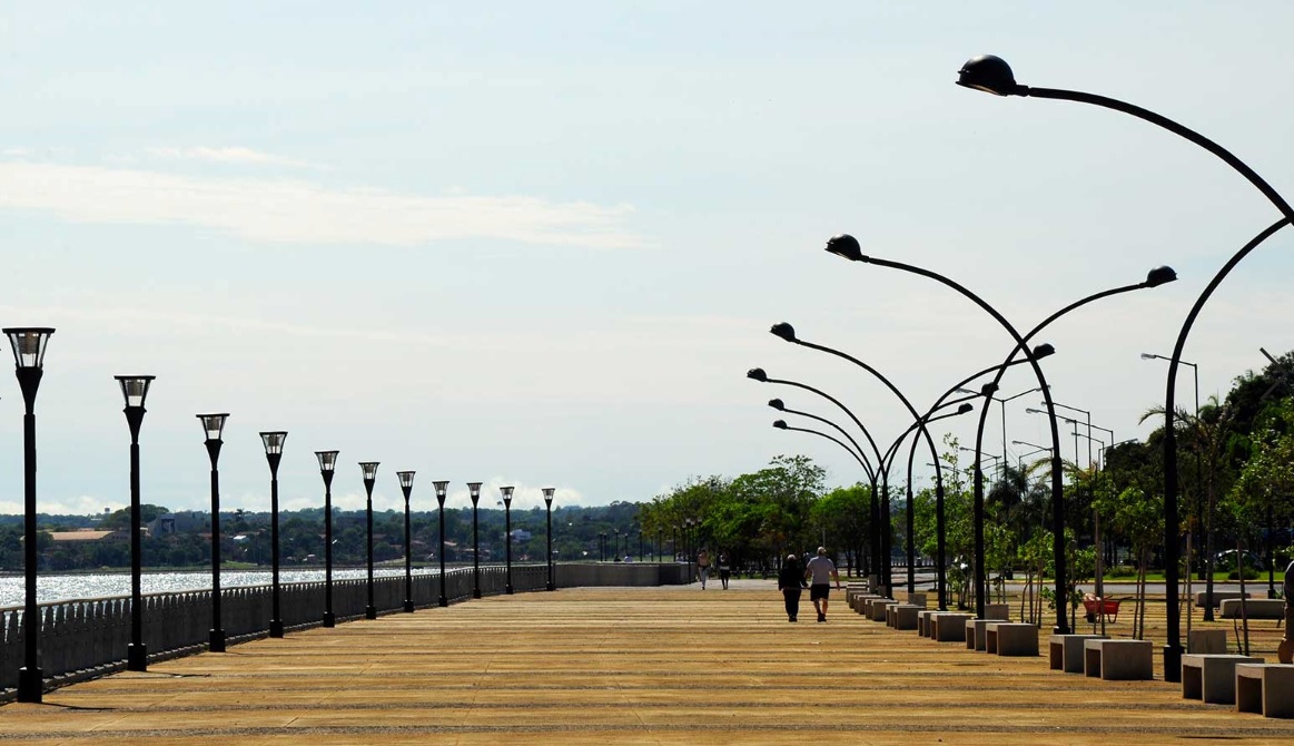 Tiempo: jueves con cielo despejado