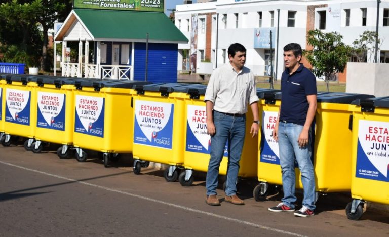 Para el mejoramiento del servicio de recolección de residuos entregaron contenedores y carritos de barrido