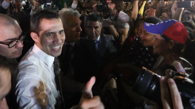 Guaidó volvió a Venezuela: «Estamos más fuertes que nunca»