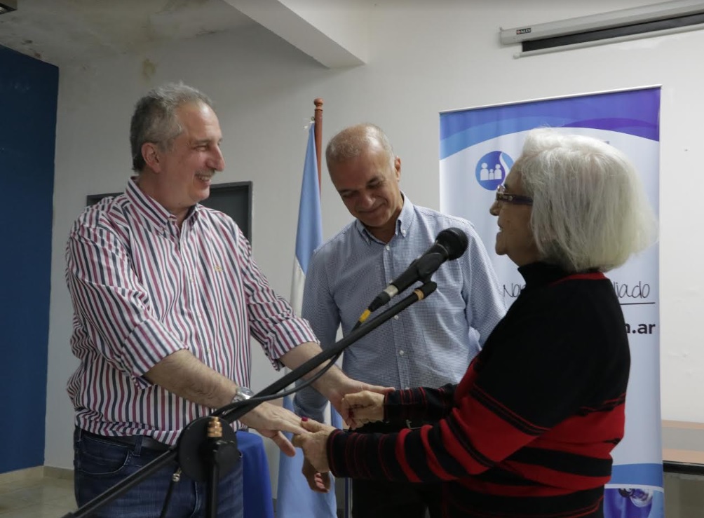 Passalacqua entregó créditos a jubilados del IPS