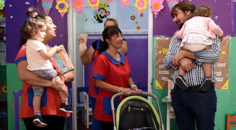 Unos 300 niños comenzaron el ciclo lectivo en los jardines maternales municipales