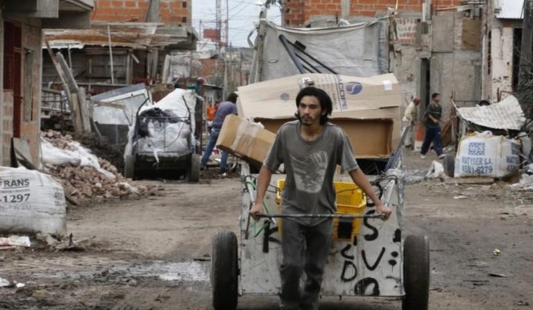 Según la UCA, llegó a 31,3% la pobreza y existen 12,7 millones de argentinos con carencias