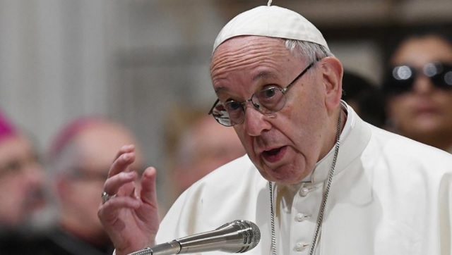 El Papa Francisco pidió que los jovenes liberarse de "la dependencia" celulares