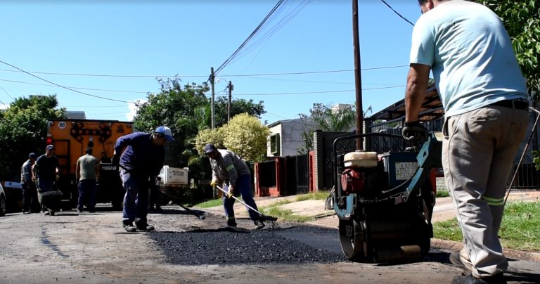 Posadas: concretaron operativo de bacheo sobre la calle Coronel Álvarez