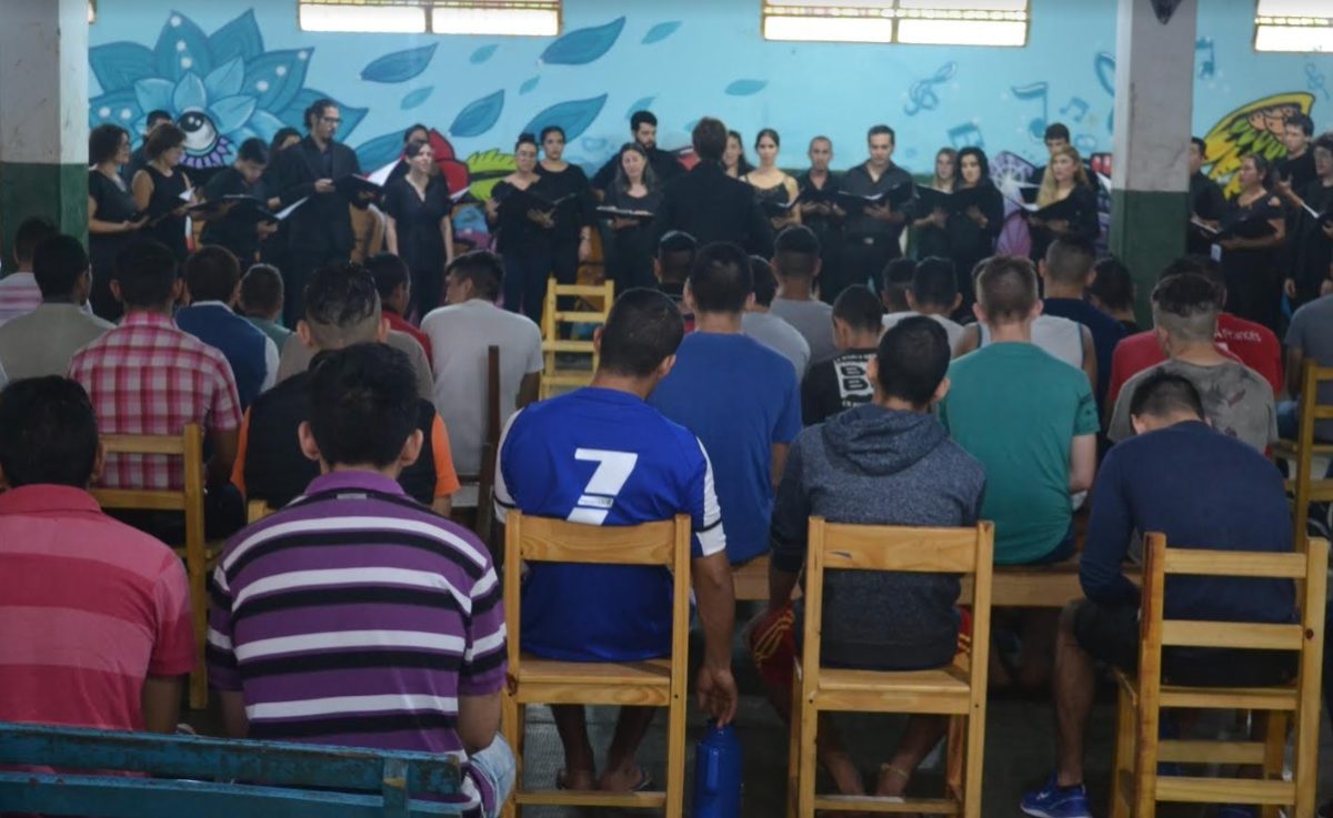 El Coro estable del Parque del Conocimiento visitó la Correccional de menores