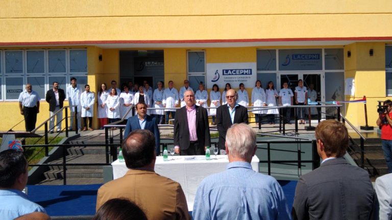 Parque Industrial: Passalacqua inauguró el nuevo Laboratorio Central de la Provincia