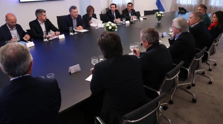 Macri cerró agitada semana económica con una reunión de Gabinete