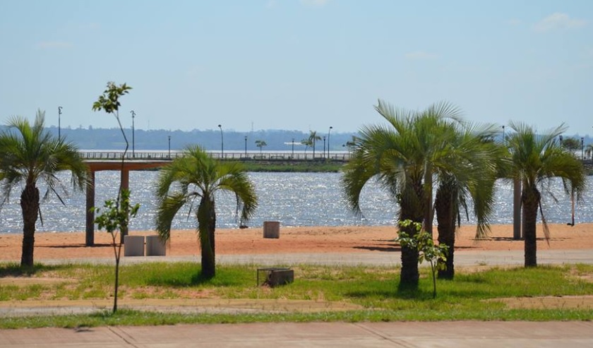 Tiempo: lunes cálido y húmedo