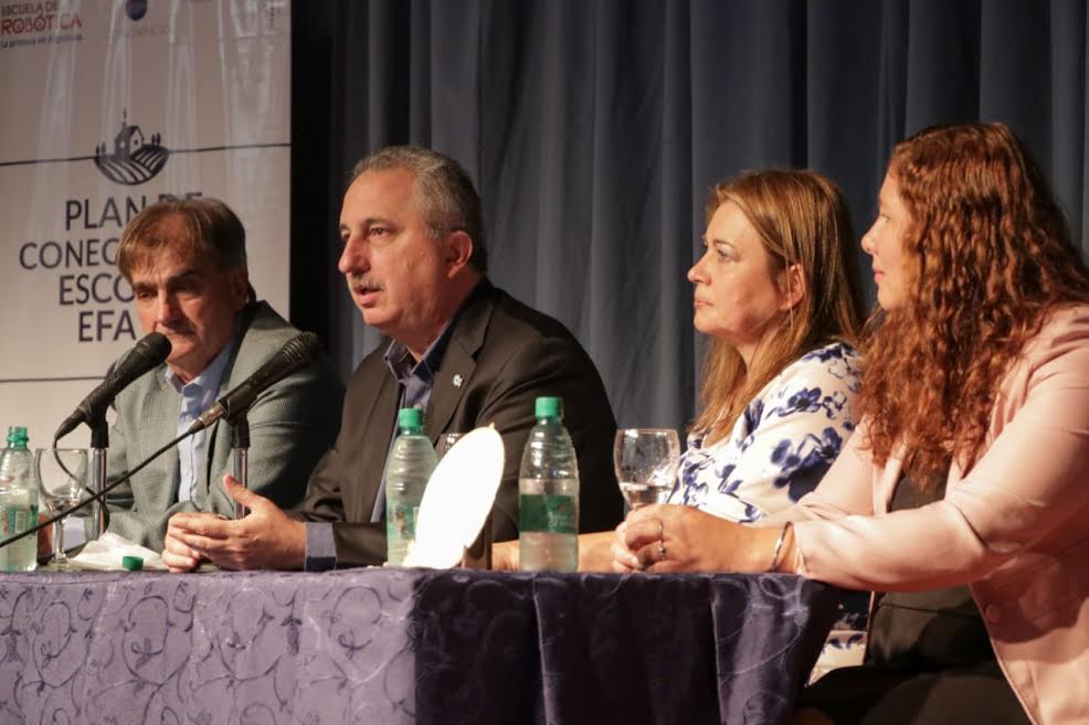 Passalacqua encabezó la apertura del 3° Congreso Internacional de escuelas de alternancias en Posadas