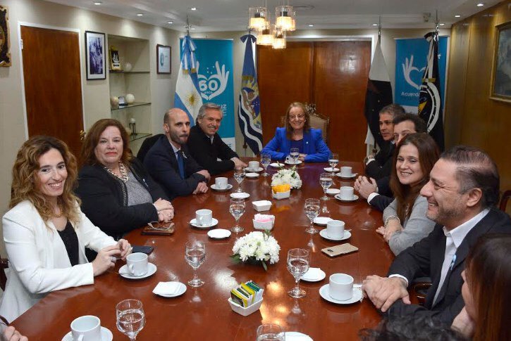Alberto Fernández desayunó con Alicia Kirchner y dijo que "no hace falta impulsar ninguna reforma de la Constitución"