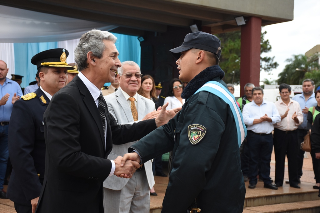 Aniversario de la Policía: entregaron certificados a personal destacado en actos de servicios en Oberá
