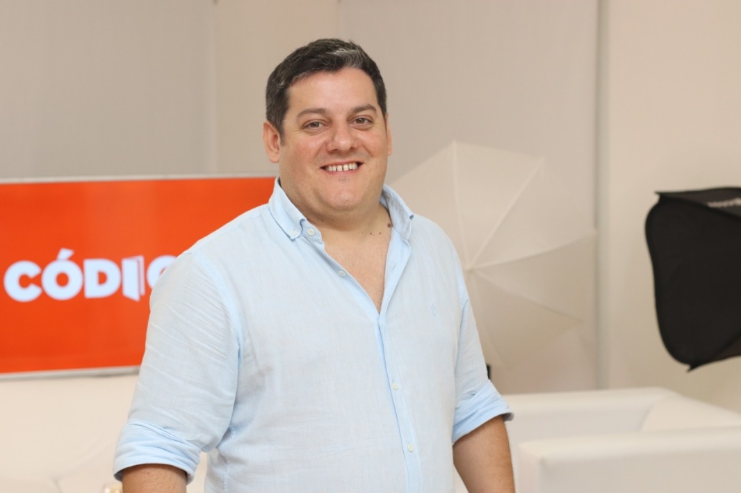 Llera: "Mi objetivo es la inserción de los jóvenes al campo laboral"