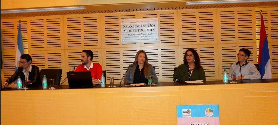 Legislatura: capacitaron sobre identidades trans