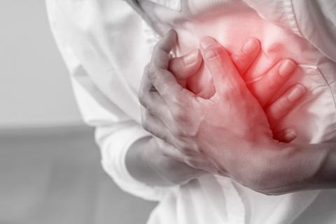 Especialistas aseguran que la angina de pecho duplica el riesgo de sufrir infartos
