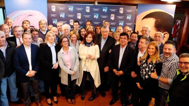 Quiénes son los gobernadores peronistas que ya dieron su respaldo a la candidatura de Alberto Fernández
