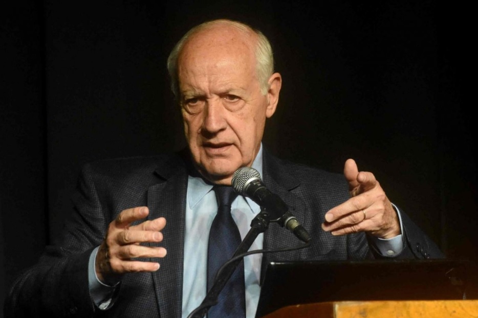 Lavagna quiere un "gobierno de unidad nacional" y no descarta a Pichetto como su vice