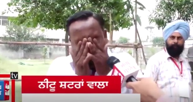 India: un político lloró en una entrevista porque no lo votó ni su familia