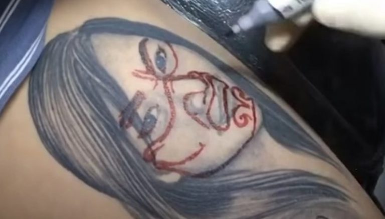 Tenía tatuada la cara de su ex, pidió que se la tapen y el resultado final es de no creer