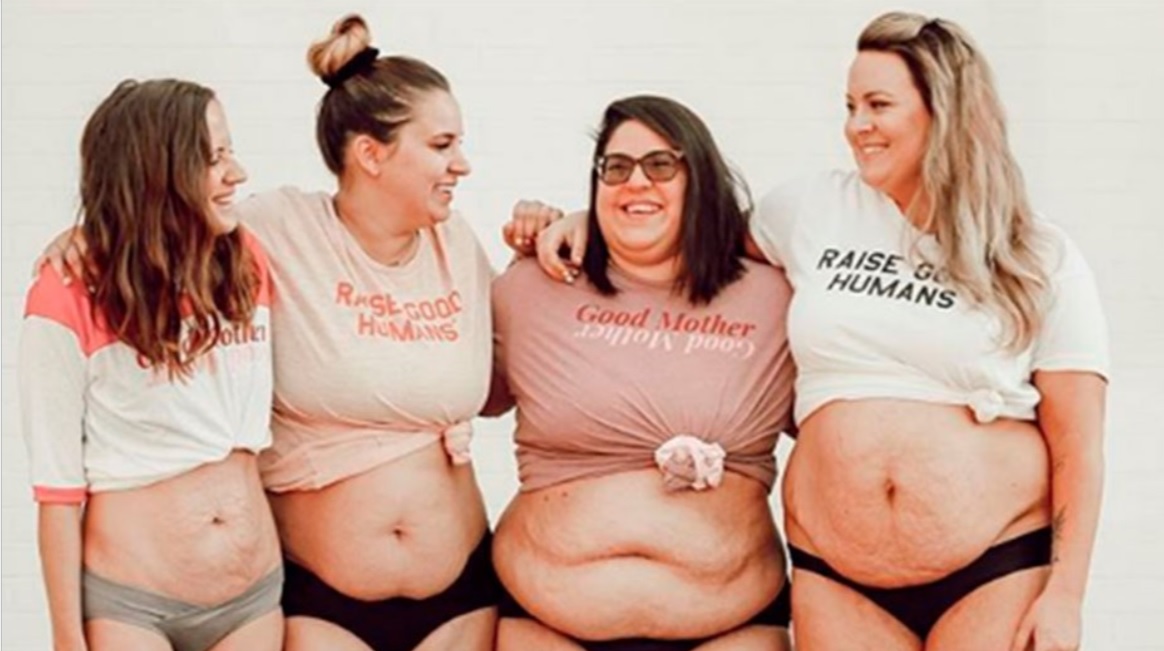 Cuatro mujeres mostraron sus cuerpos postparto y la imagen se viralizó en las redes