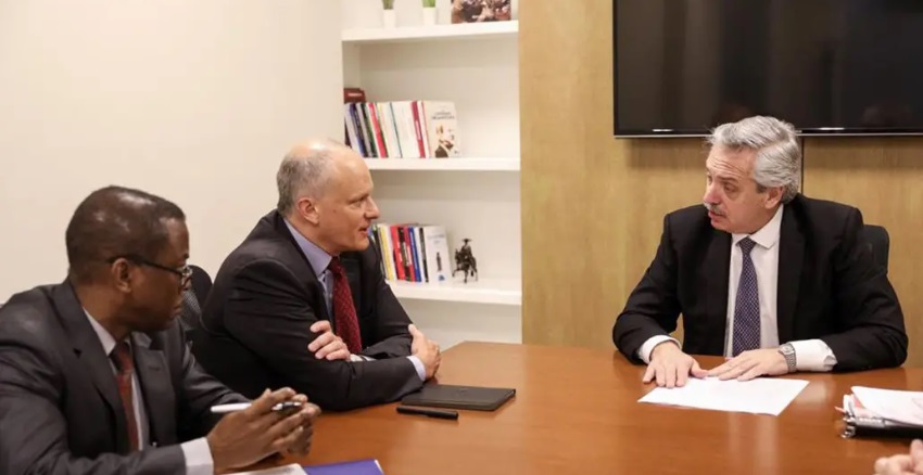 Alberto Fernández se reunió con el FMI y le solicitó "reformular el acuerdo"
