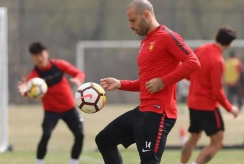 Fútbol: Mascherano no jugará los Panamericanos con la Selección Argentina
