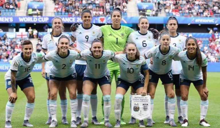 Mundial de Fútbol Femenino: por ahora, la Selección se clasifica a octavos