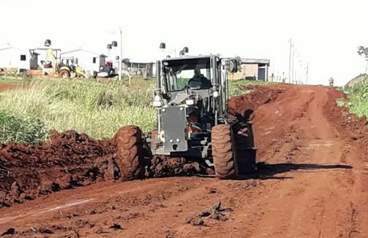 Arreglan calles en el barrio Giovinazzo de Posadas