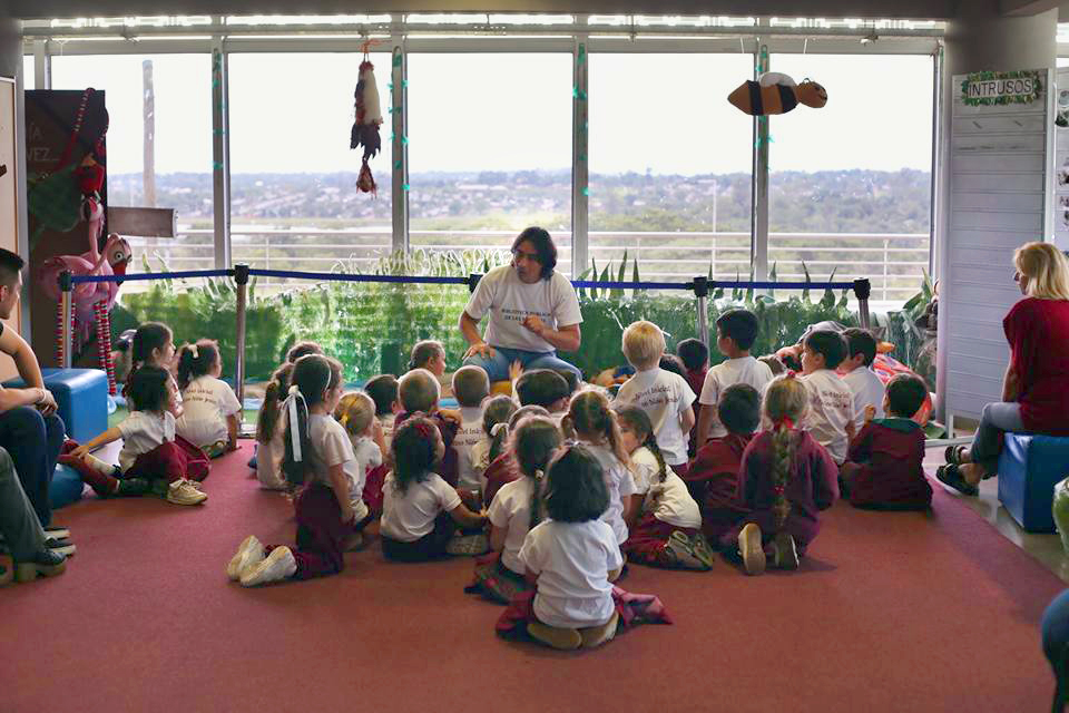 “Curiosamente” llega a la Biblioteca del Parque del Conocimiento 