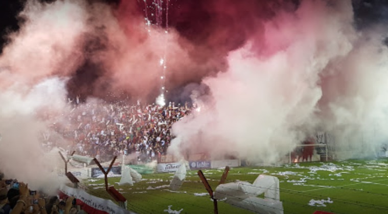 Dos policías heridos y tres detenidos en los disturbios registrados fuera de la cancha de Guaraní