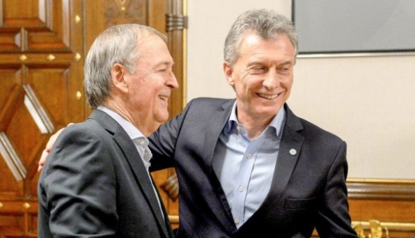 El macrismo busca sumar a Schiaretti: "Es el mejor gobernador que tiene la Argentina"