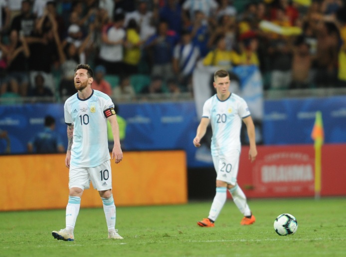 Para el olvido: Argentina cayó ante Colombia en el debut de la Copa América