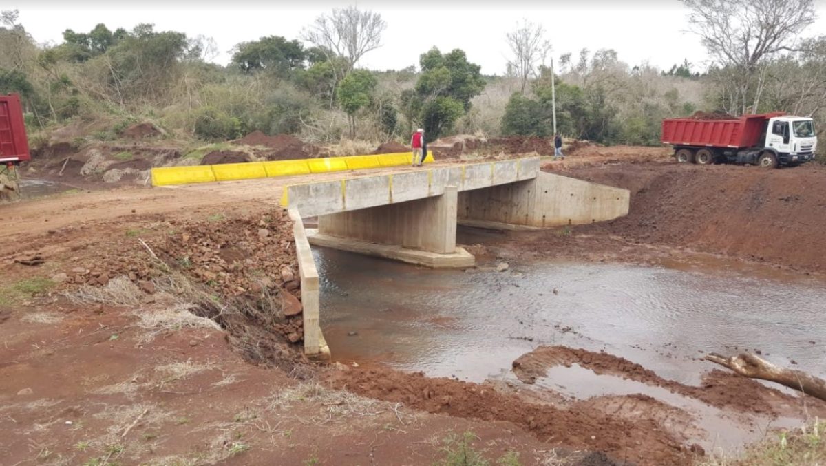 Programa 100 puentes: Vialidad finalizó 12 obras en distintas localidades
