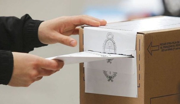 Elecciones: los espacios políticos deberán informar sus aportantes de campañas