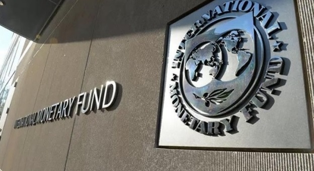 El FMI prevé que la economía de Argentina bajará más de lo previsto