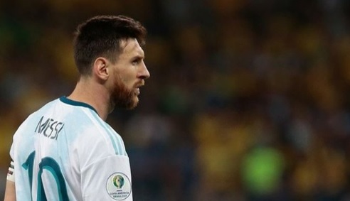 Messi: "Cobraron boludeces y no hubo VAR, Brasil maneja todo"