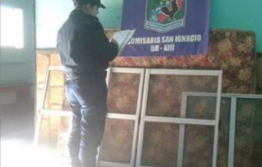 San Ignacio: recuperaron ventanas robadas de una vivienda en el barrio El Progreso
