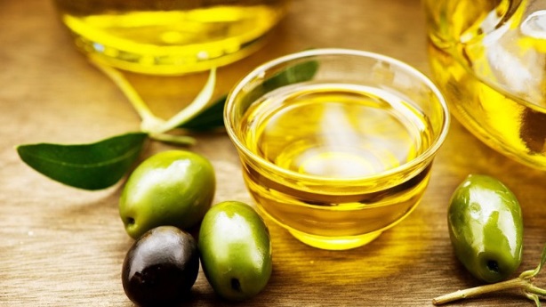La ANMAT prohibió la venta de dos aceites de oliva y un maní tostado con cáscara