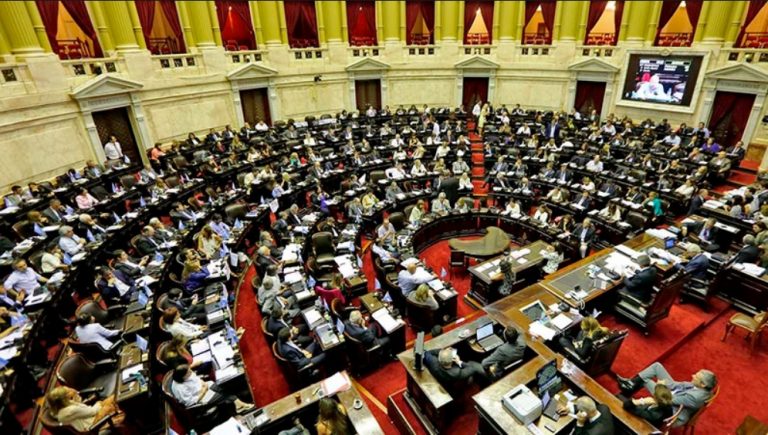 En Cámara de Diputados debatirán un proyecto para impedir que condenados por corrupción puedan ser candidatos